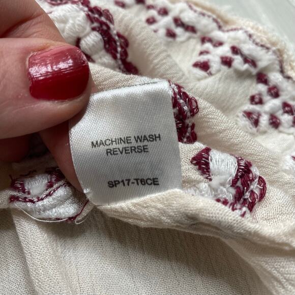 Piper by Townsen Off Shoulder Cream & Red Embroidered Boho Blouse Size Large - Picture 6 of 6